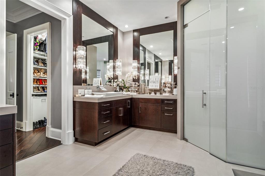 TAMPA PALMS 4A UNIT 1 - Residential