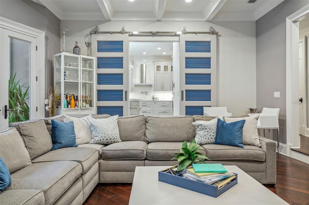 TAMPA PALMS 4A UNIT 1 - Residential