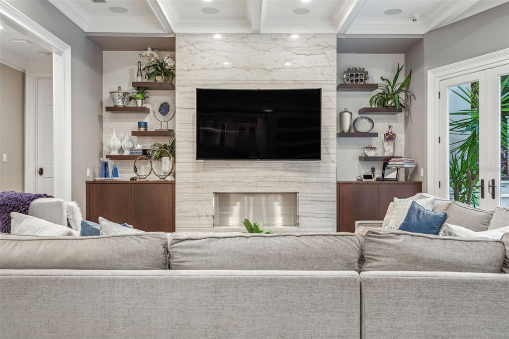 TAMPA PALMS 4A UNIT 1 - Residential