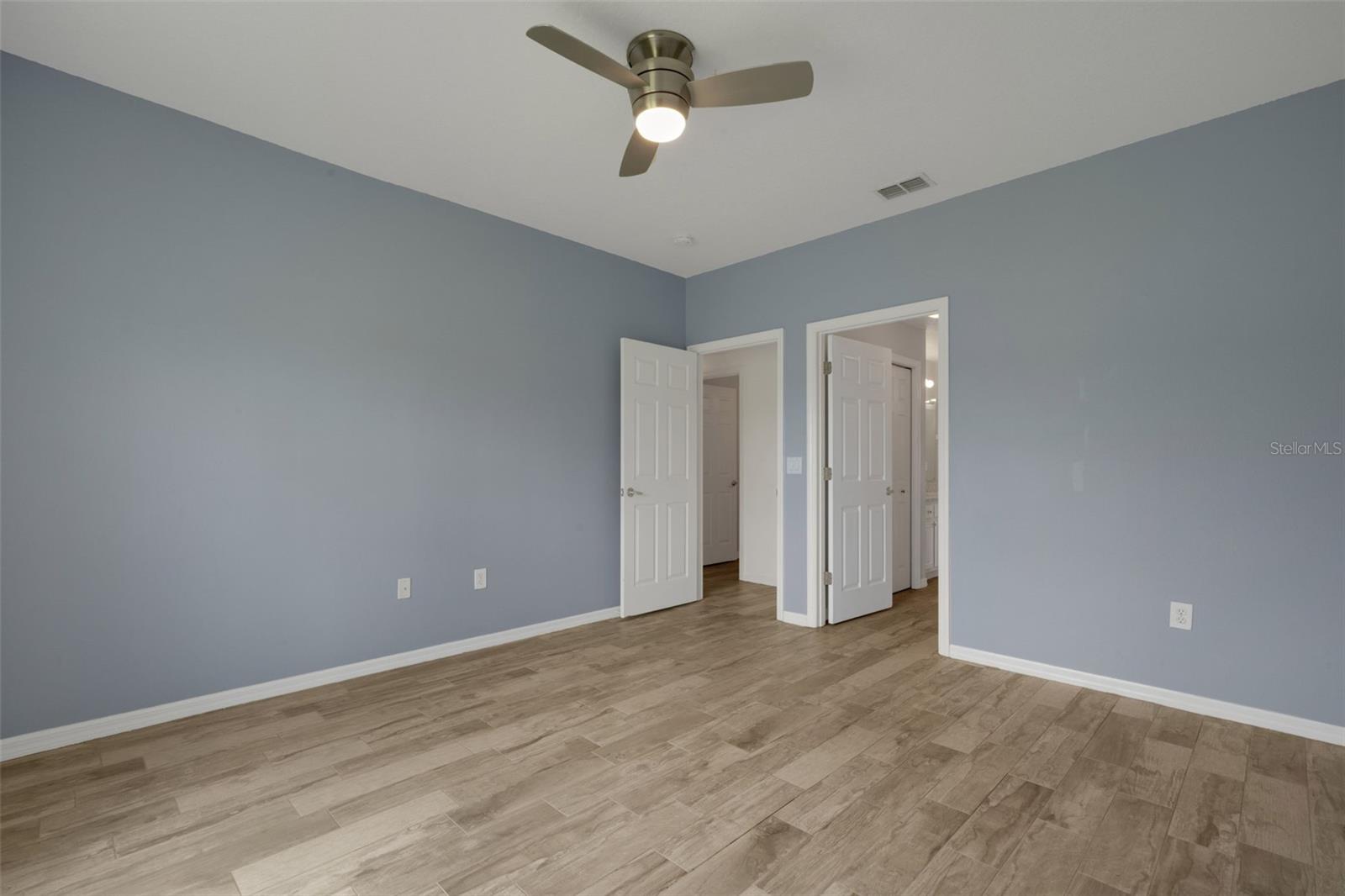 GALLERY AT RIDGEWOOD LAKES A CONDO PH 02 - Residential