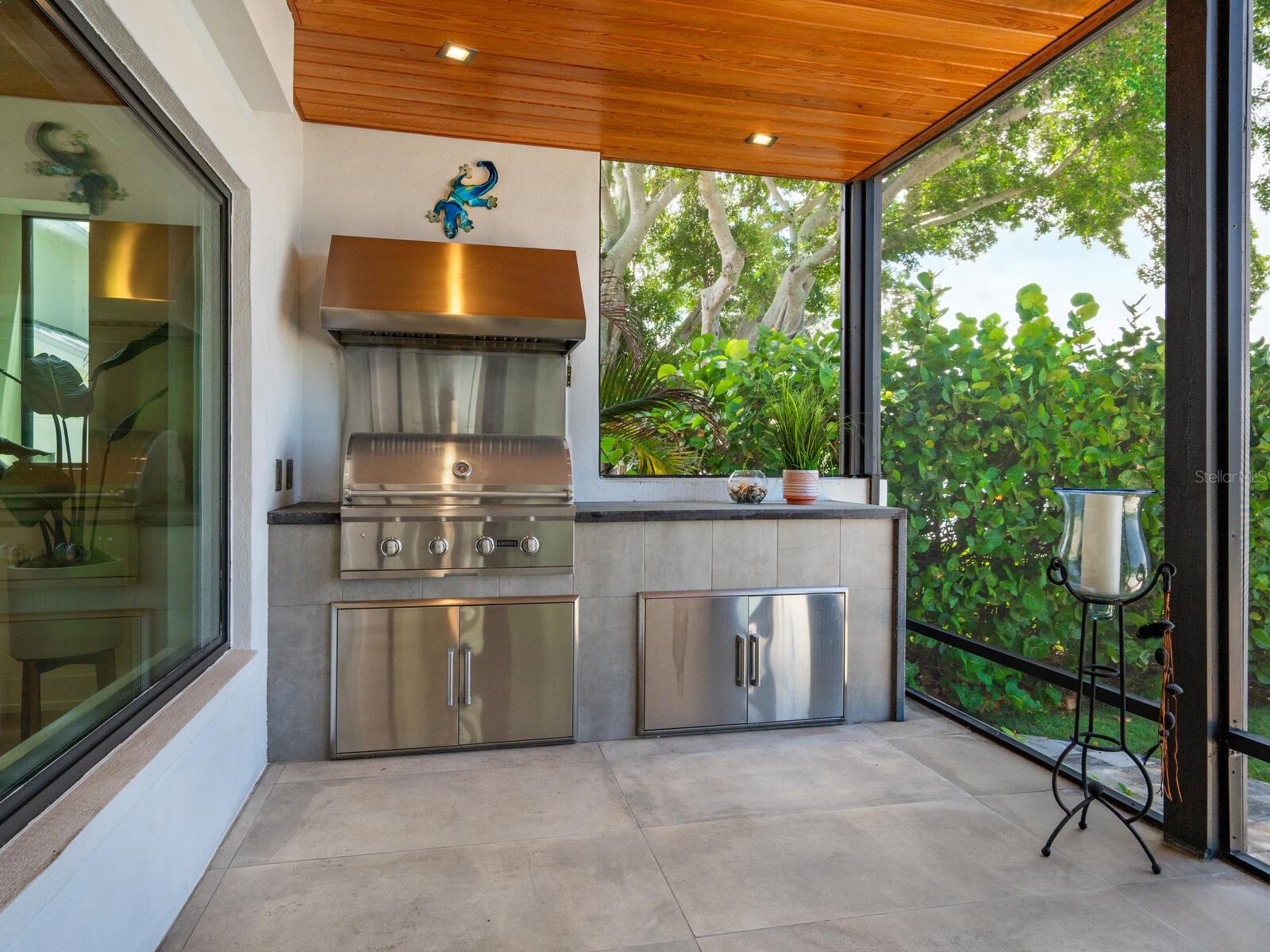 BAY ISLAND SHORES UNIT 2 - Residential