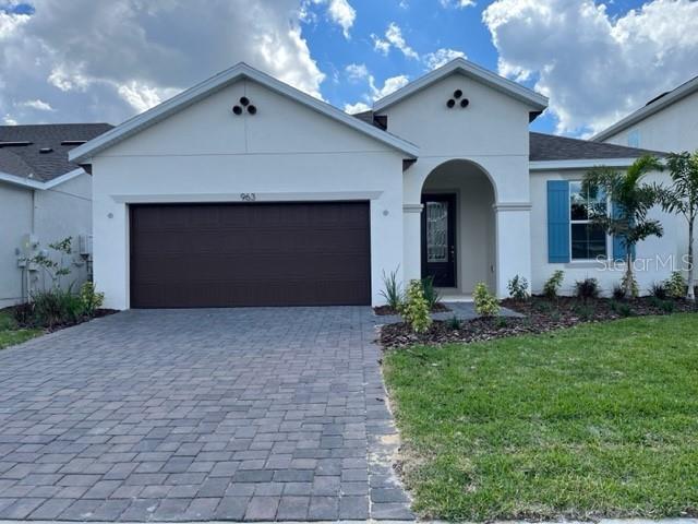 Beautiful brand new 4 bedrooms/3 full baths house in a premium location in the heart of Clermont. Master bedroom features double sink and for him & her walking closet, 2nd bedroom features a private full bathroom, 3rd and 4 bedrooms share a Jack & Jill bath full bath. No carpet, ceramic tile throughout the entire house. Beautiful kitchen cabinets and granite countertops, with kitchen hood and modern built in microwave and oven. Huge walk in pantry area. Formal dinning area. All the appliances are included. This community feature a resort style community pool, and playground to enjoy with family and friends. Excellent area next to a shopping mall, schools, and close to major highways in Minneola FL. Come to see this gem...it won't last!