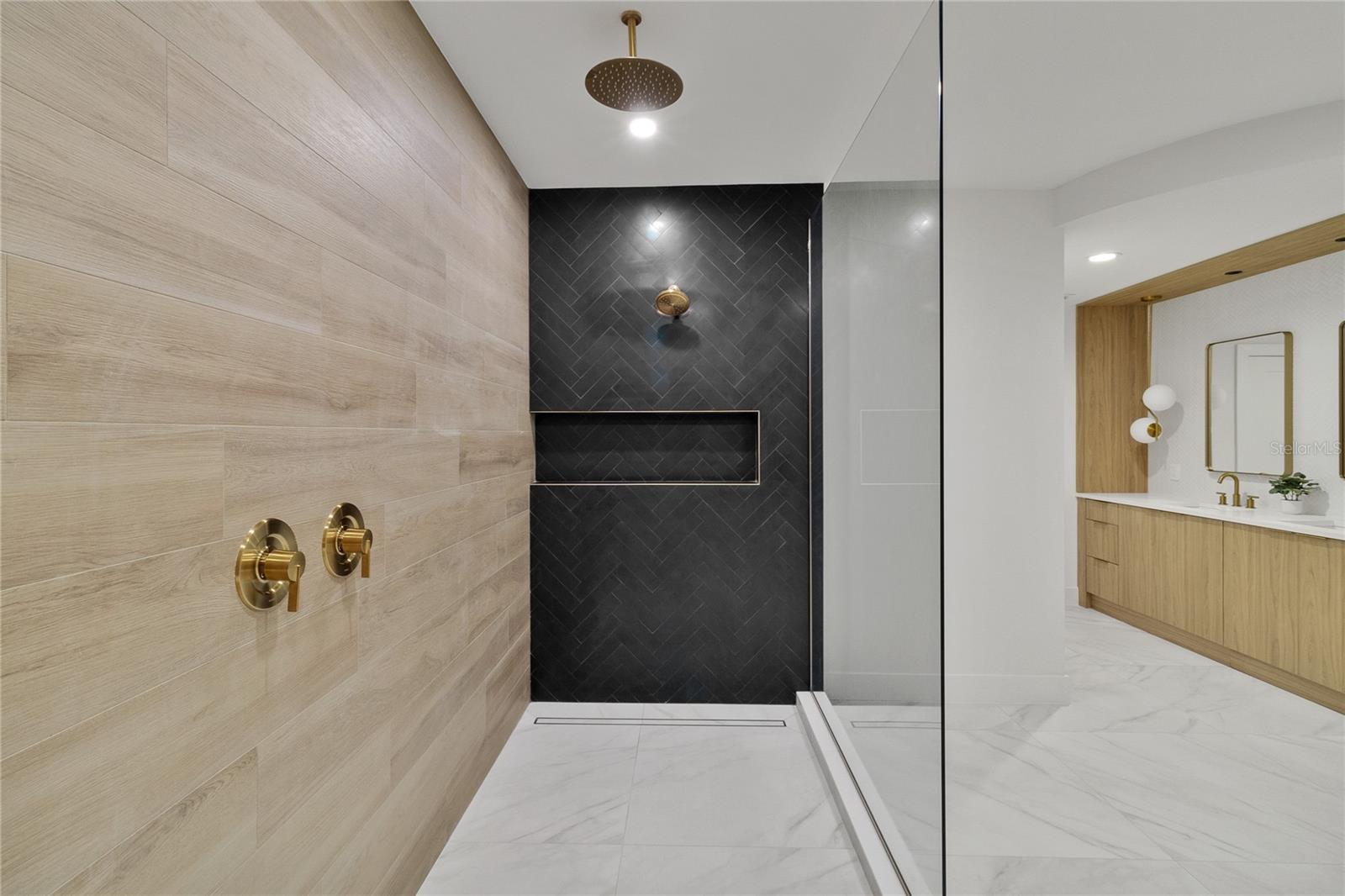 BAY HILL SEC 09 - Residential