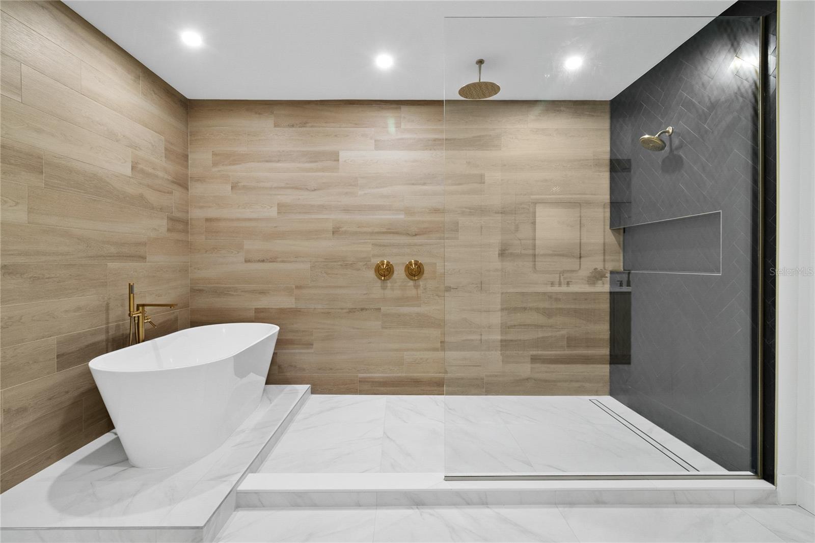 BAY HILL SEC 09 - Residential