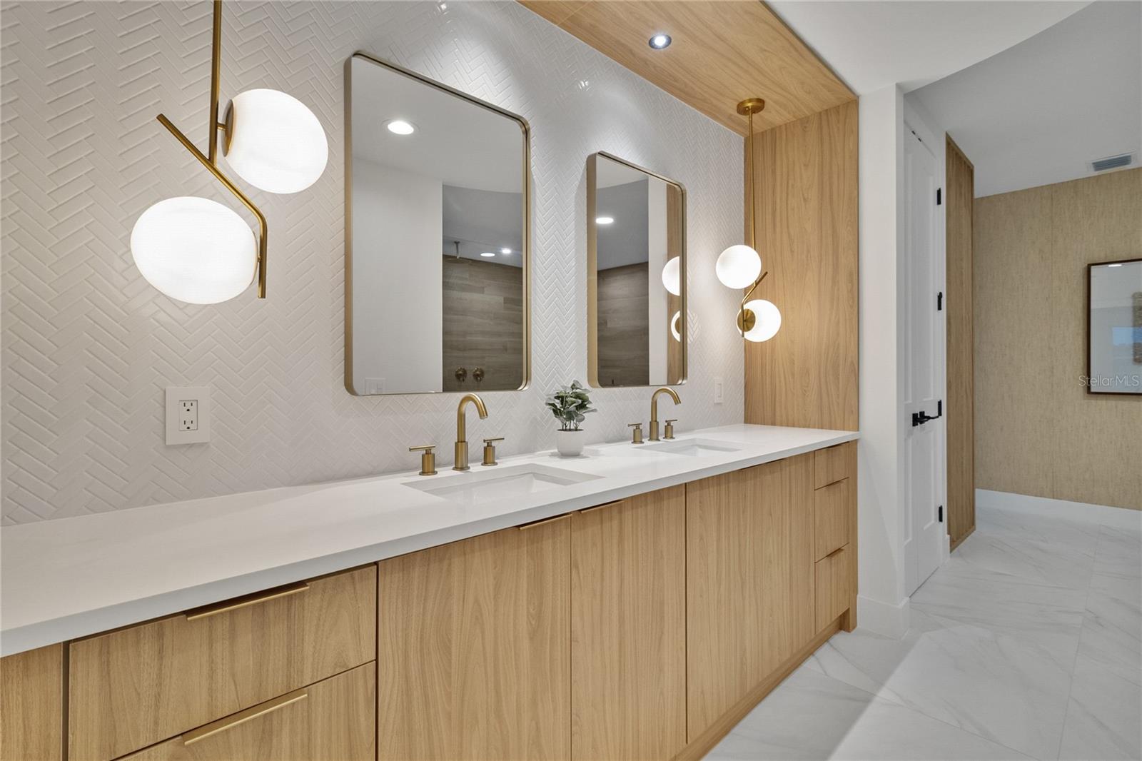 BAY HILL SEC 09 - Residential