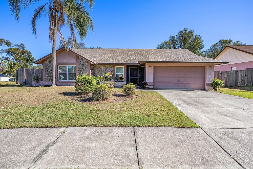 Photo of 1606 Dusty Rose Lane, Brandon, FL 33510 (MLS # TB8500413)