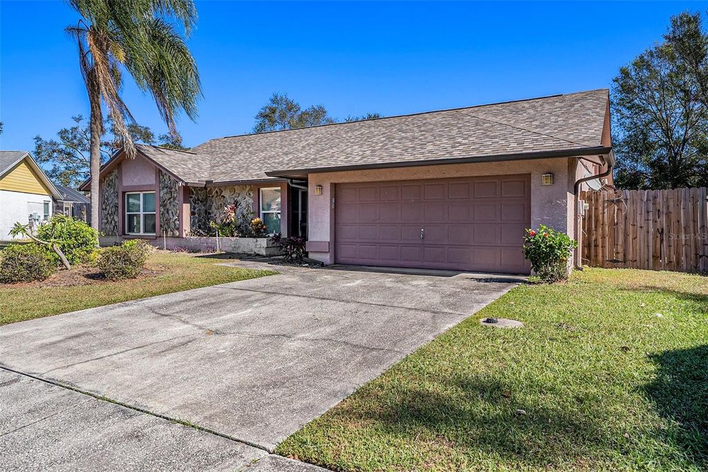 Photo of 1606 Dusty Rose Lane, Brandon, FL 33510 (MLS # TB8500413)