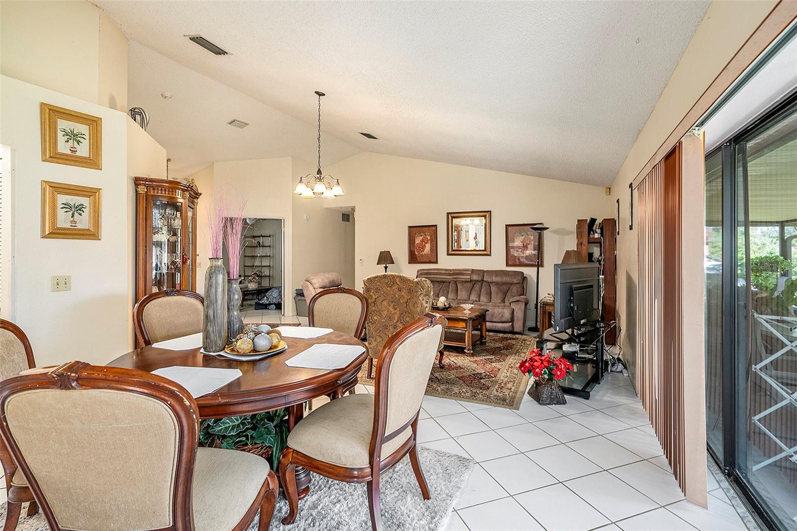 LAKEVIEW VILLAGE SECTION A UNIT 3 - Residential