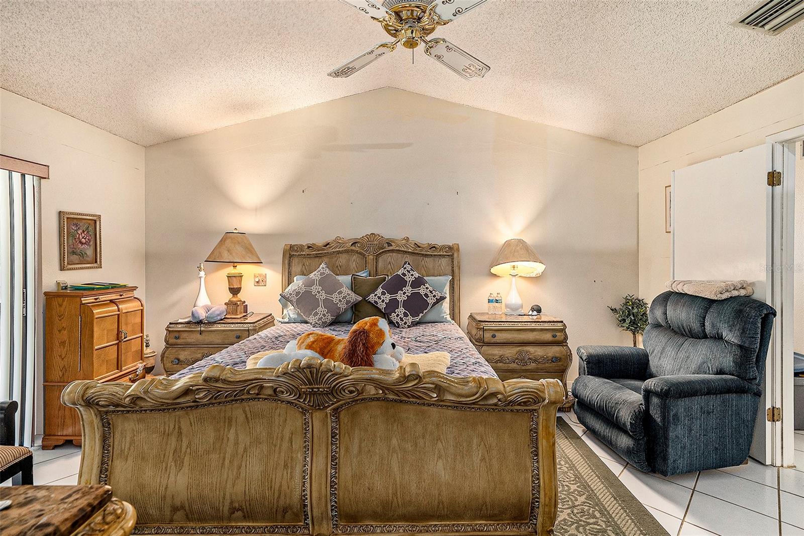 LAKEVIEW VILLAGE SECTION A UNIT 3 - Residential