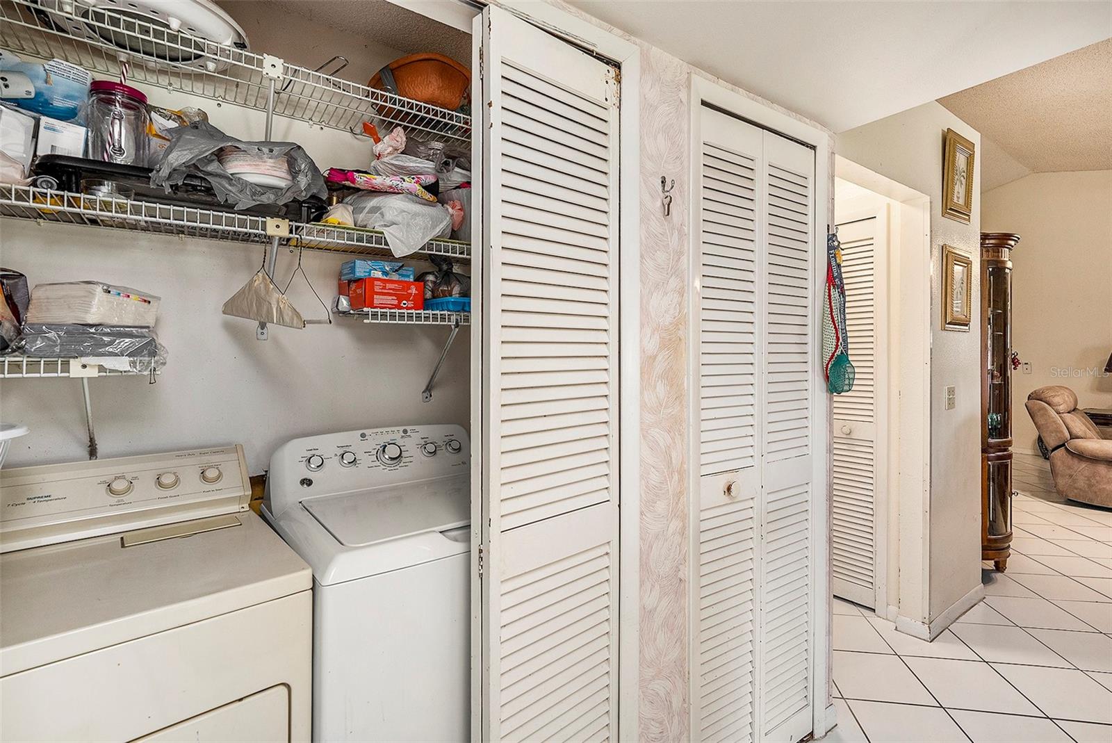 LAKEVIEW VILLAGE SECTION A UNIT 3 - Residential