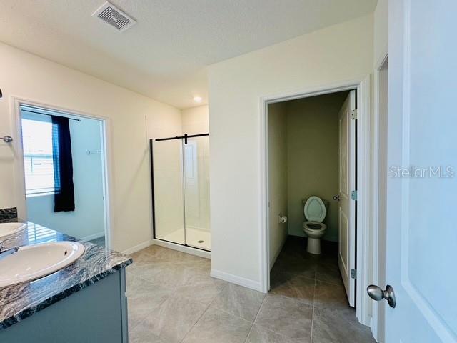 PROMENADE ESTATES PH I - Residential Lease