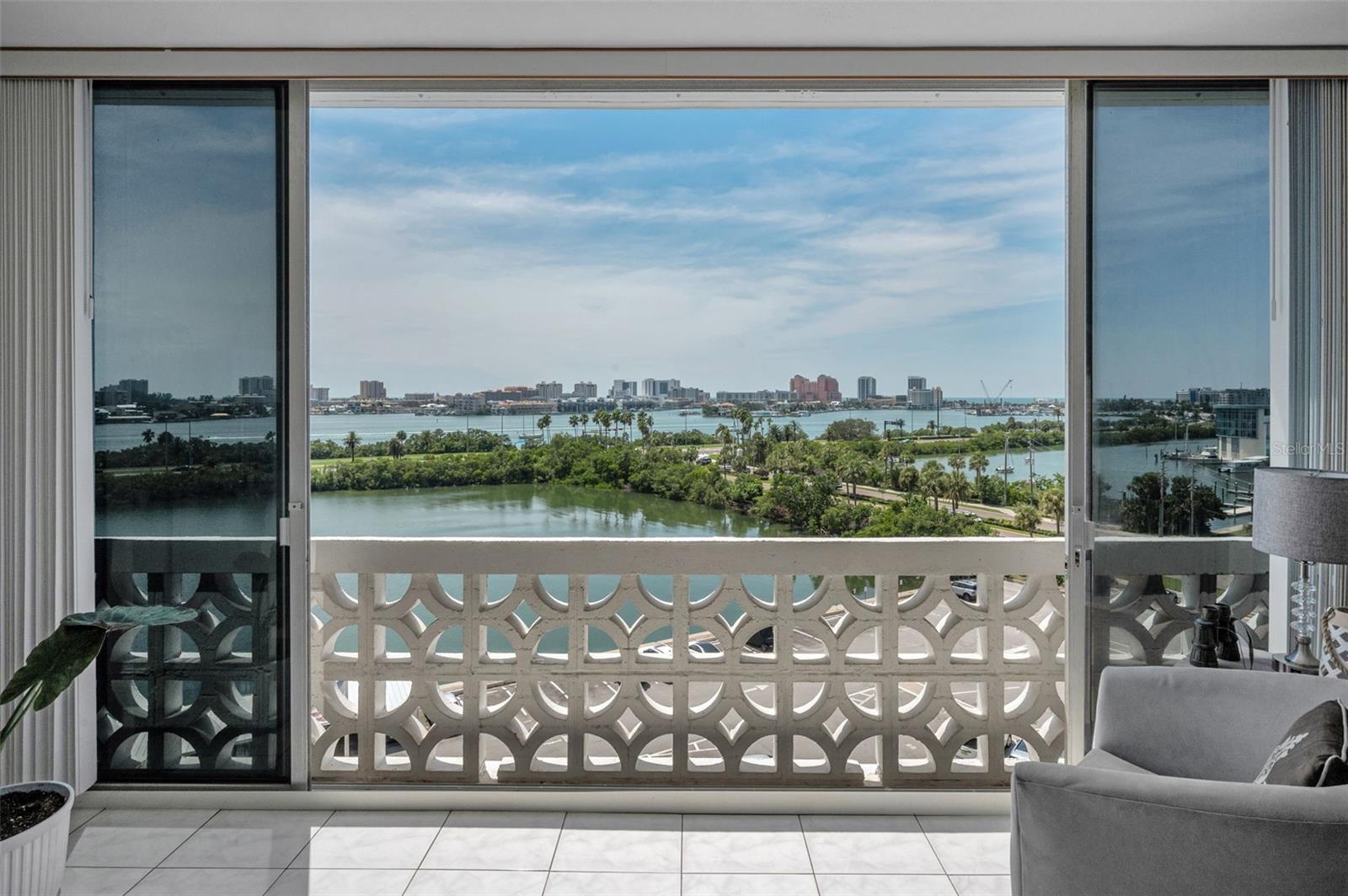 HORIZON HOUSE CO-OP - Residential