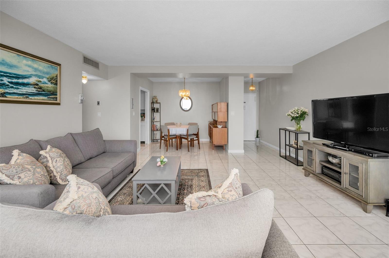 HORIZON HOUSE CO-OP - Residential