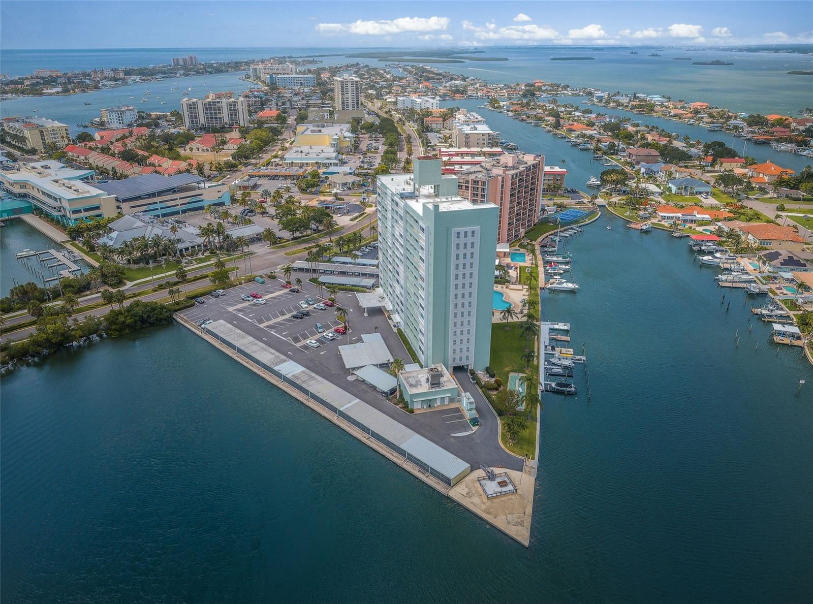 HORIZON HOUSE CO-OP - Residential