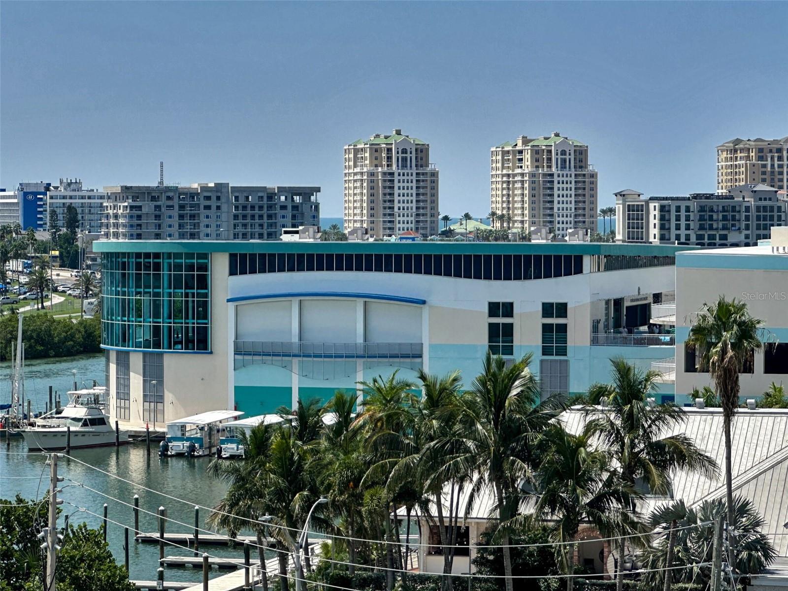 HORIZON HOUSE CO-OP - Residential