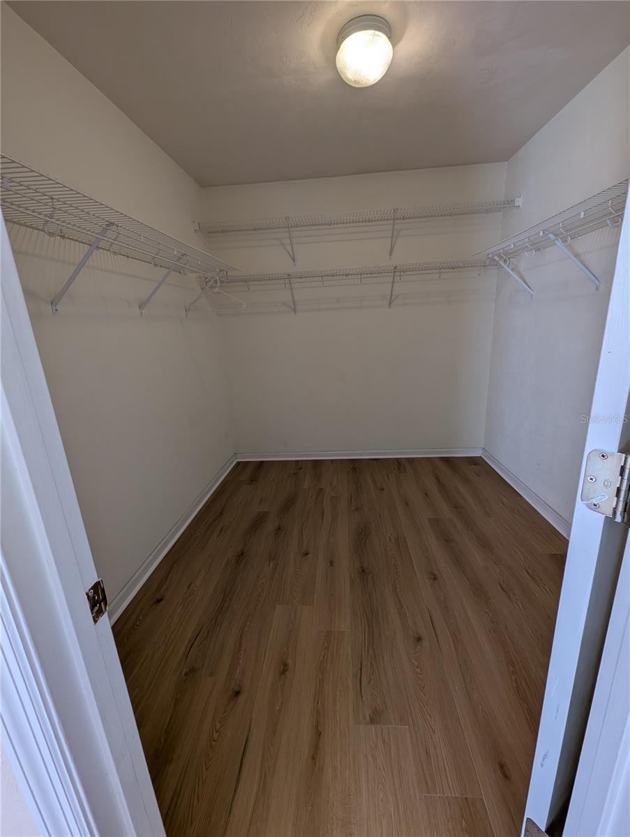 HAMILTON POND - Residential Lease