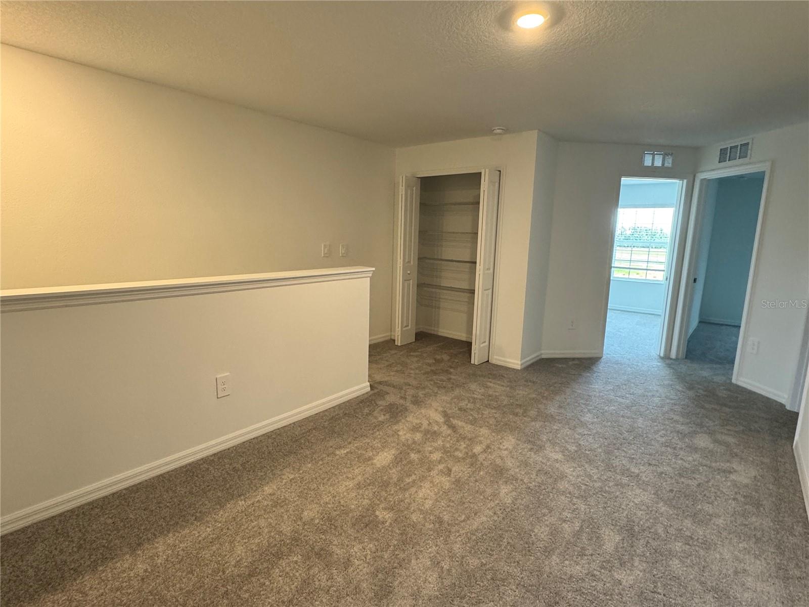 SEAIRE TOWNHOMES - Residential Lease