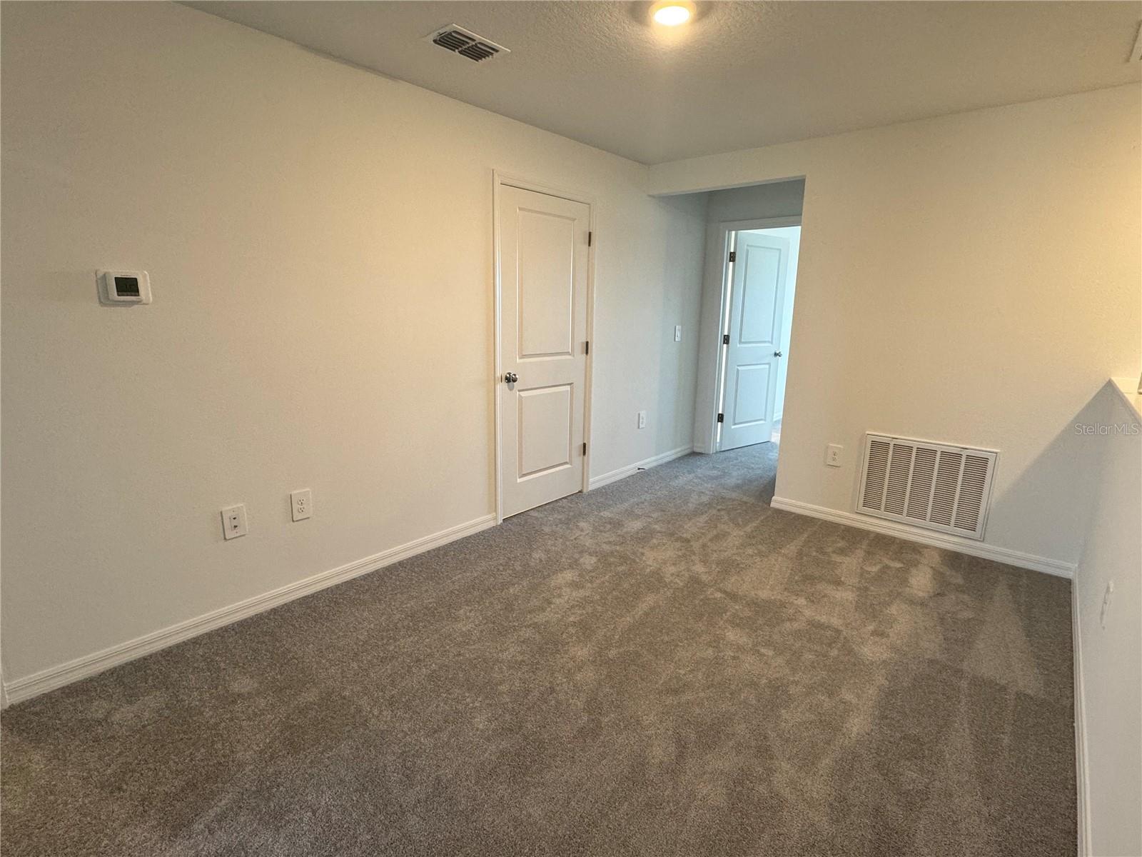 SEAIRE TOWNHOMES - Residential Lease