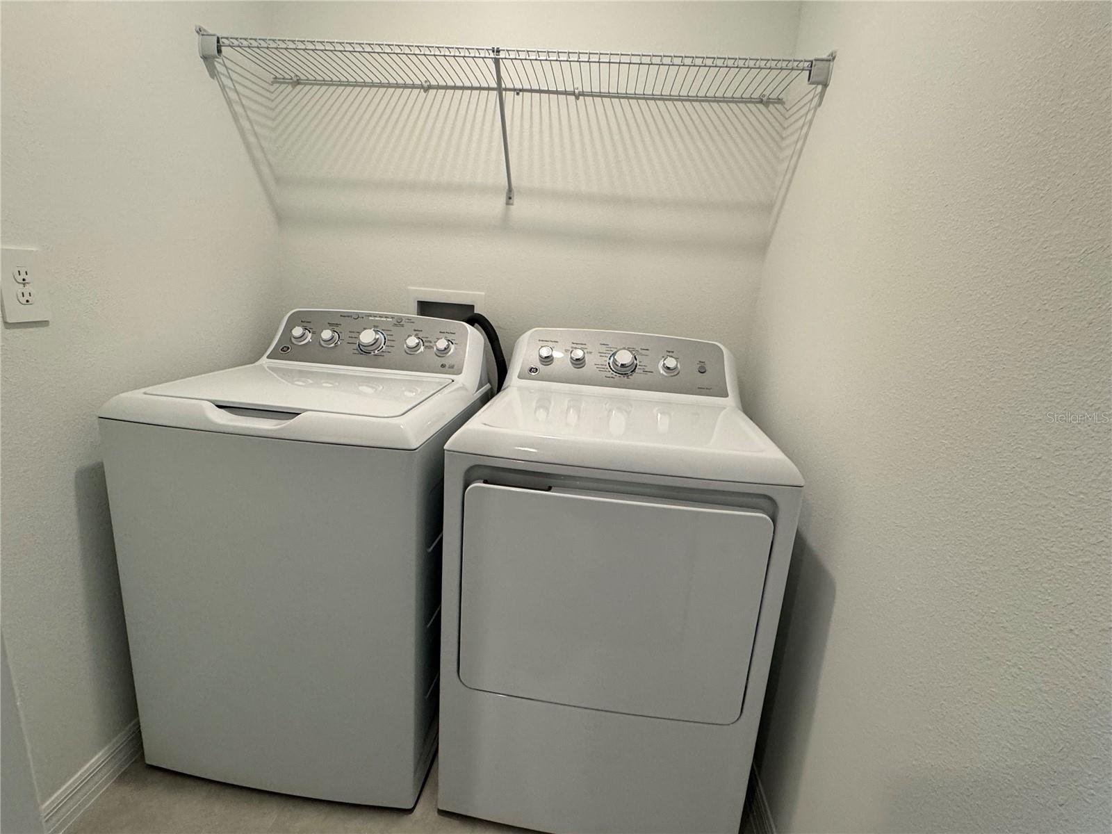 SEAIRE TOWNHOMES - Residential Lease