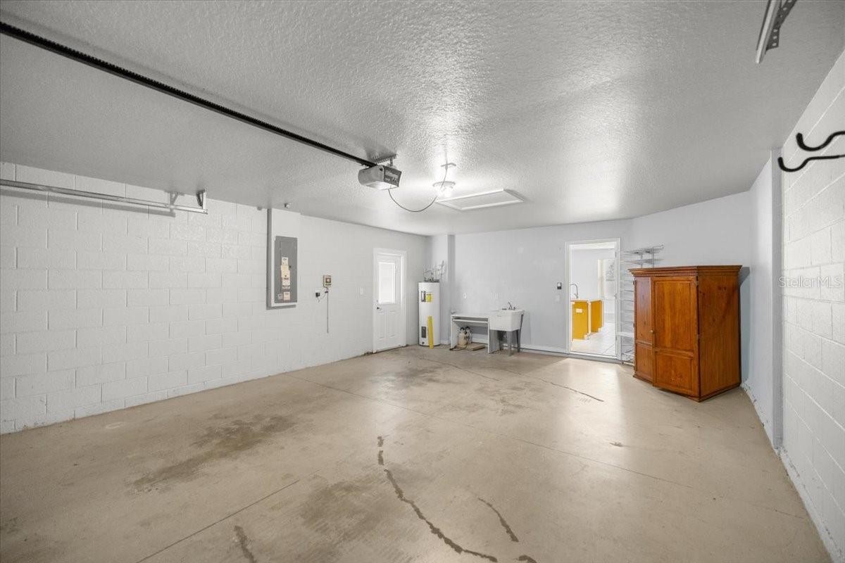 SADDLE CREEK PH 01 - Residential