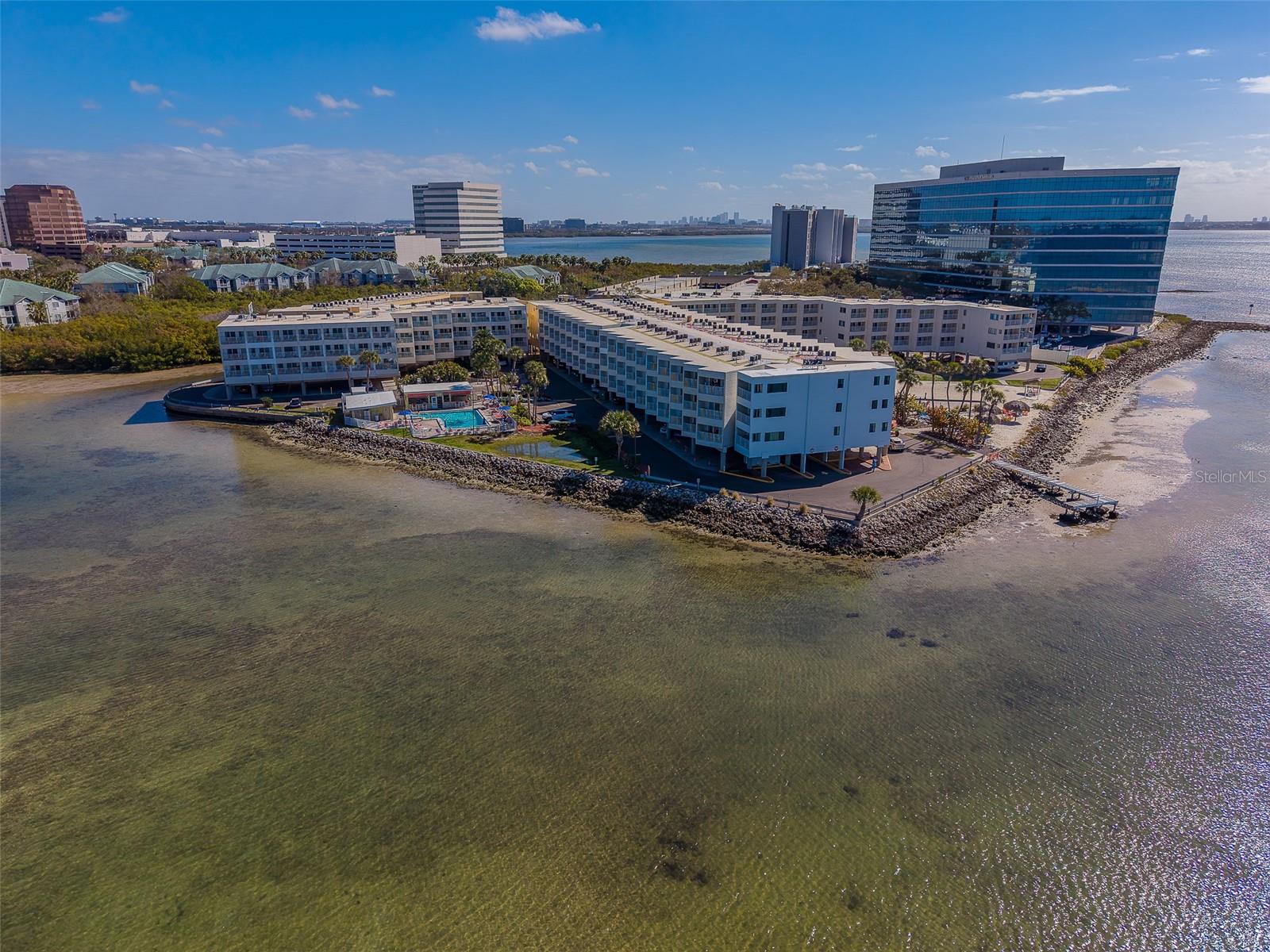 2506 N ROCKY POINT DRIVE 420