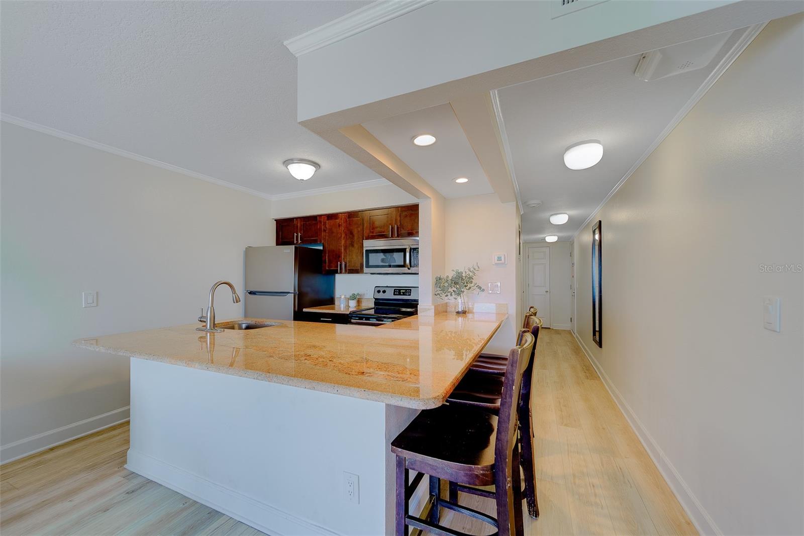 SAILPORT RESORT CONDO ON - Residential