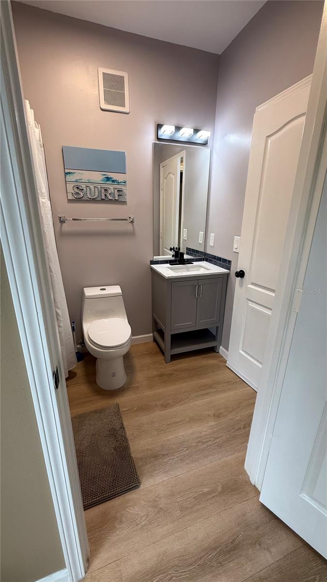 THE VILLAS CONDO - Residential