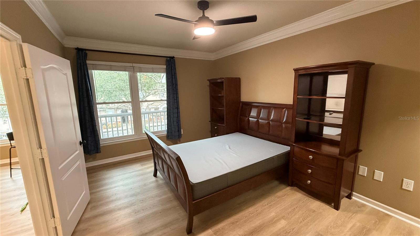 THE VILLAS CONDO - Residential