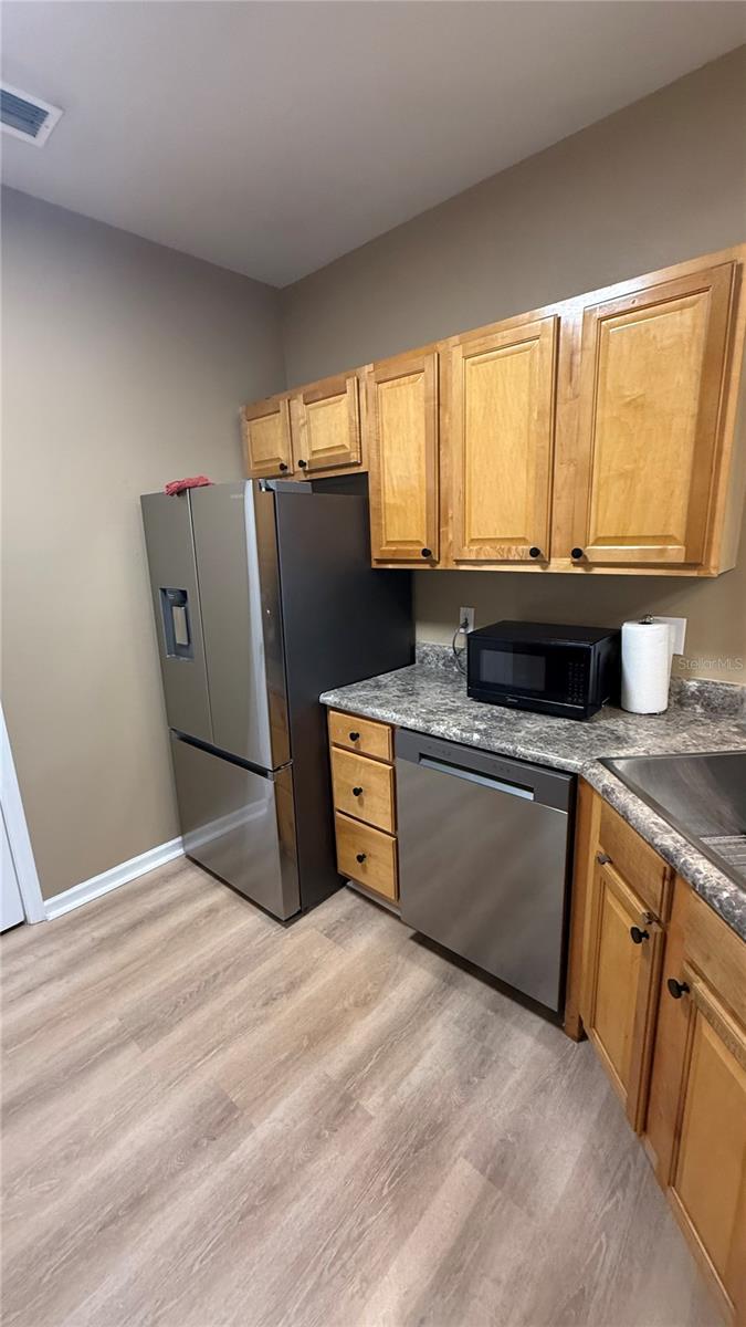 THE VILLAS CONDO - Residential