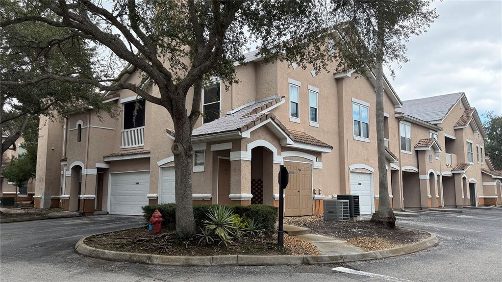 Photo of 10414 Villa View Circle, Tampa, FL 33647 (MLS # A4675960)