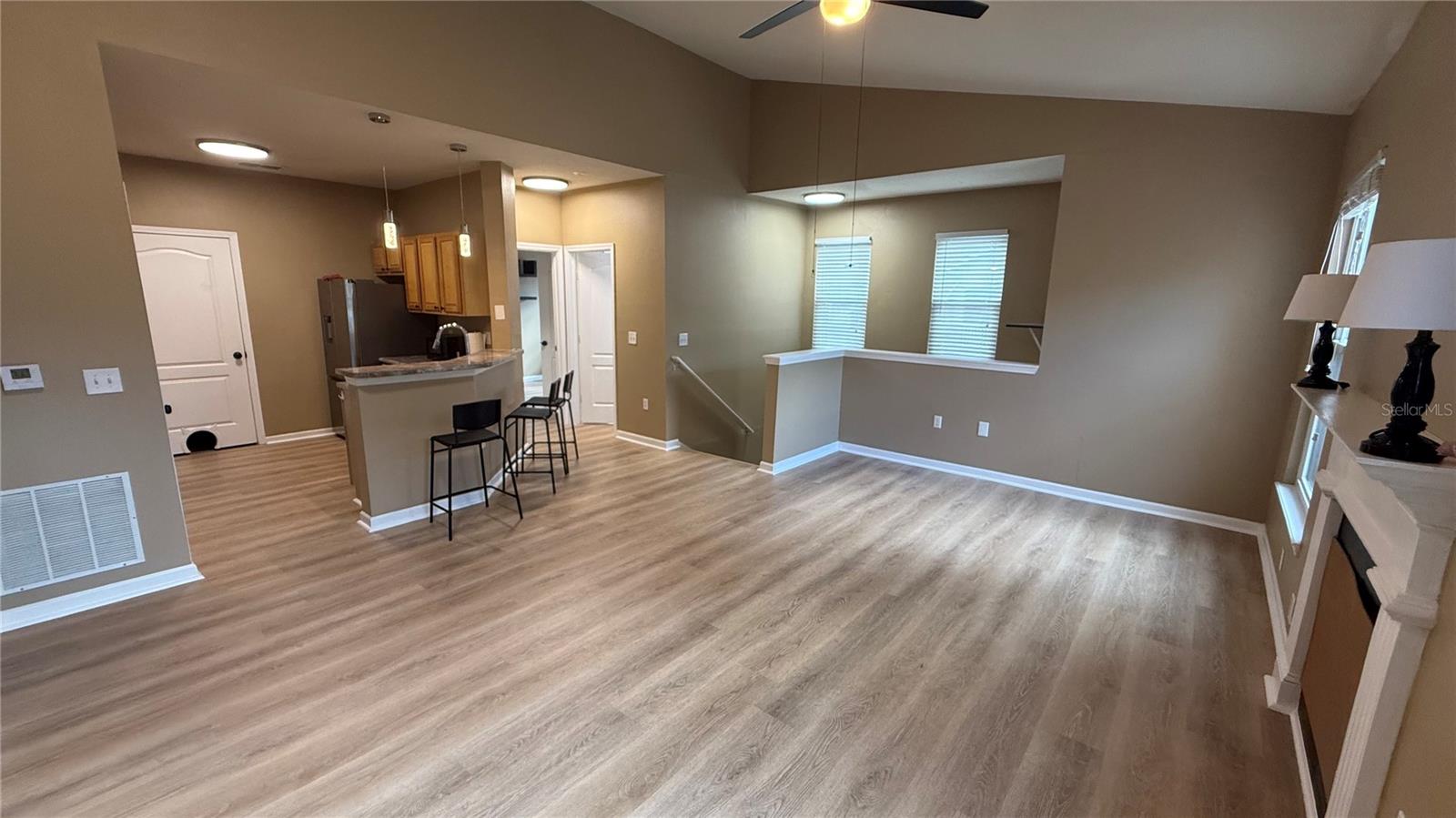 THE VILLAS CONDO - Residential