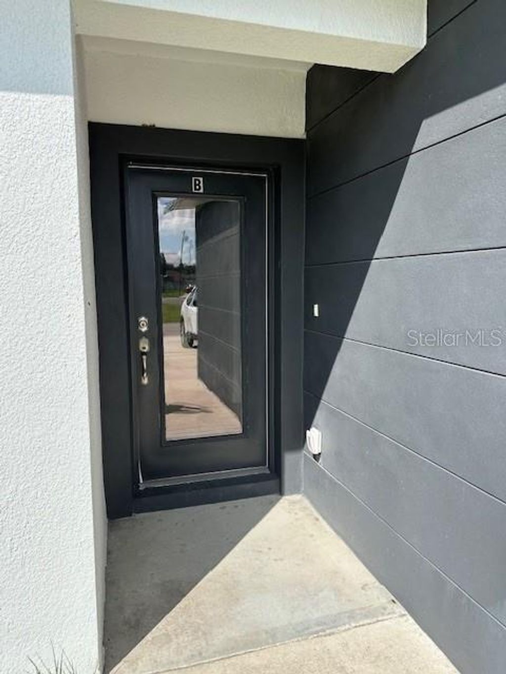 Photo of 542 Kilimanjaro Dr, Kissimmee, FL 34758 (MLS # S5140181)