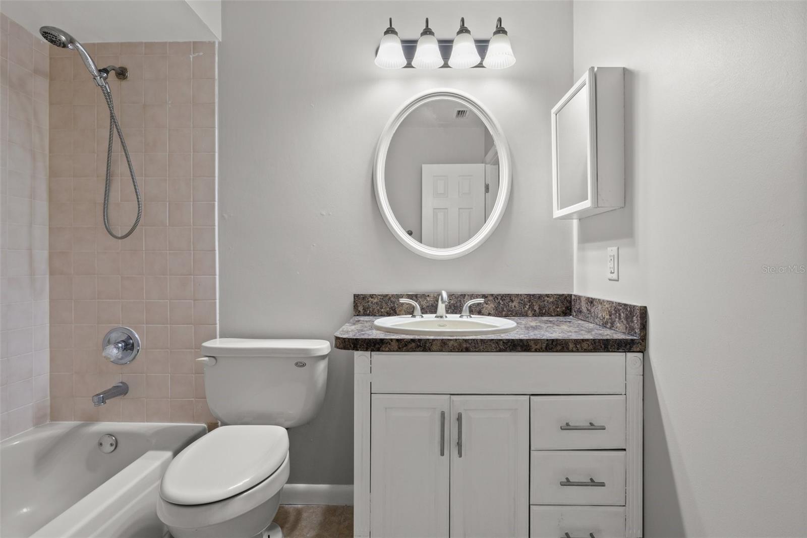 PINE GROVE CONDO AT BLOOMINGDALE - Residential