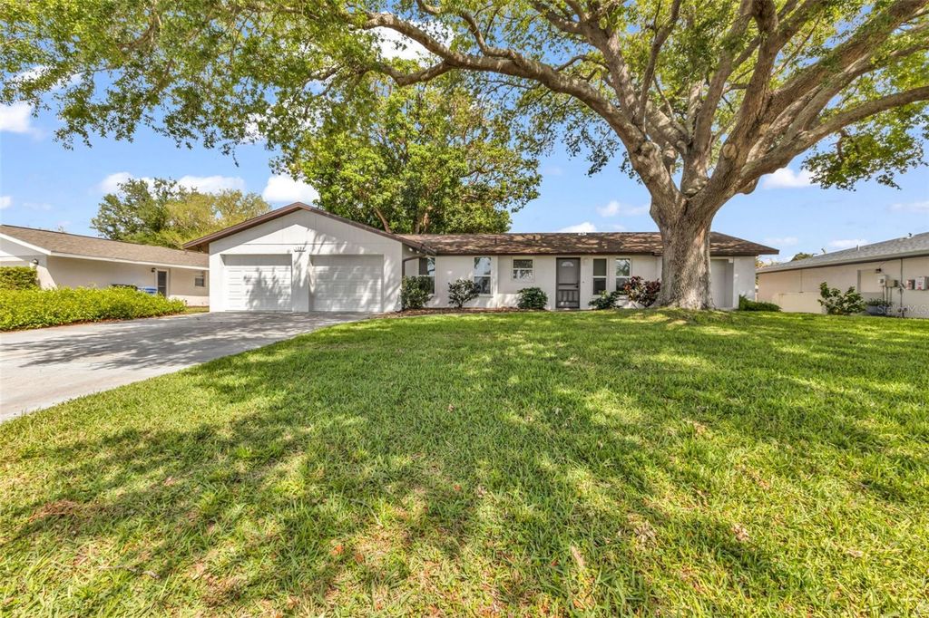 Photo of 1238 Waterside Lane, Venice, FL 34285 (MLS # N6143726)