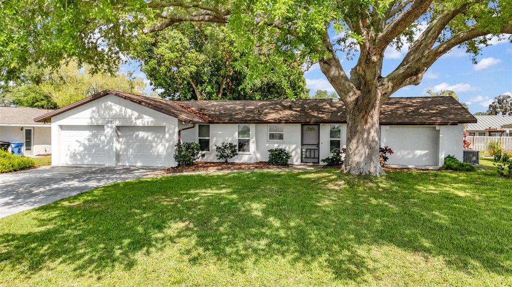 Photo of 1238 Waterside Lane, Venice, FL 34285 (MLS # N6143726)