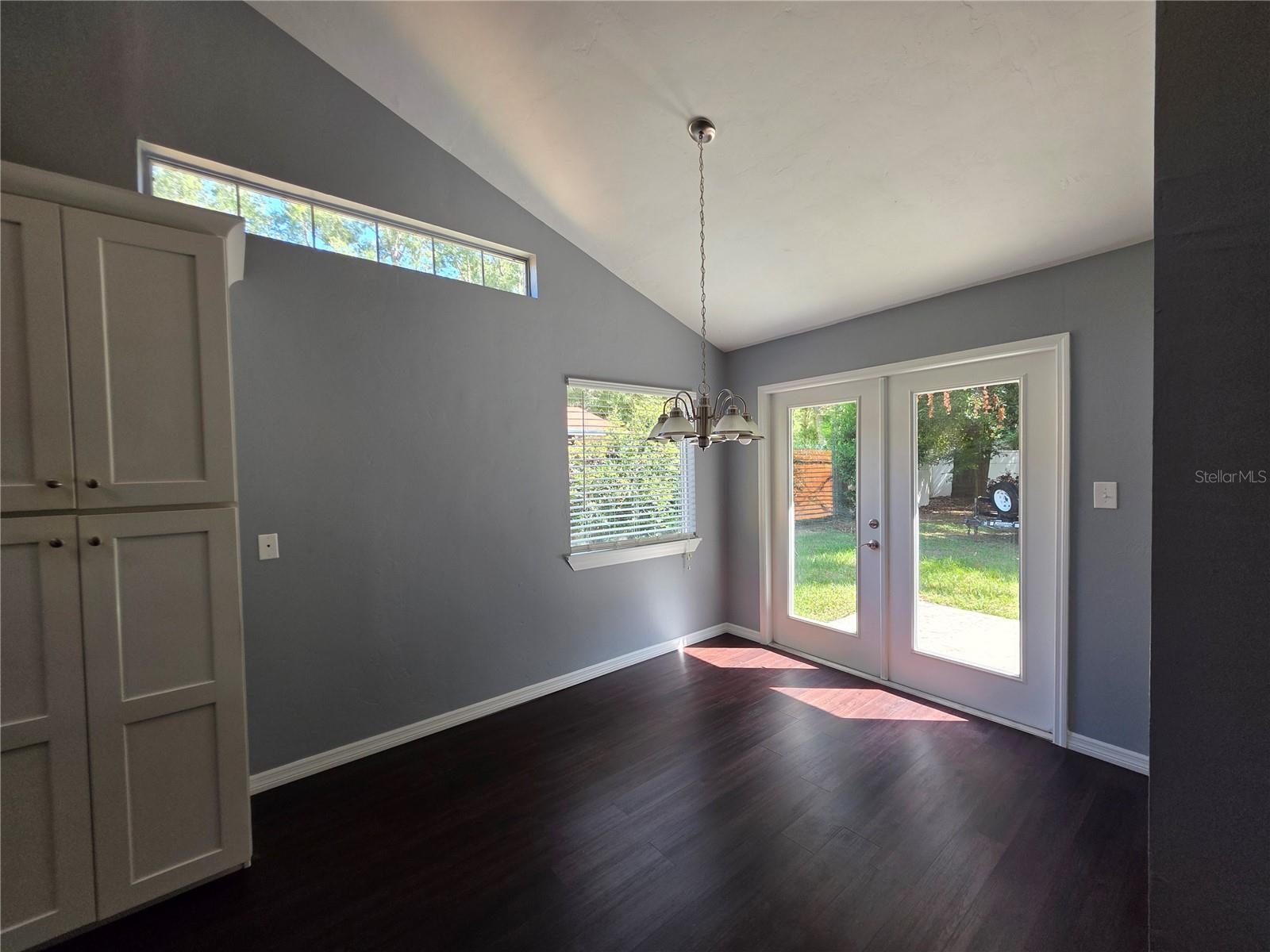 ASHLEY WAY - Residential Lease