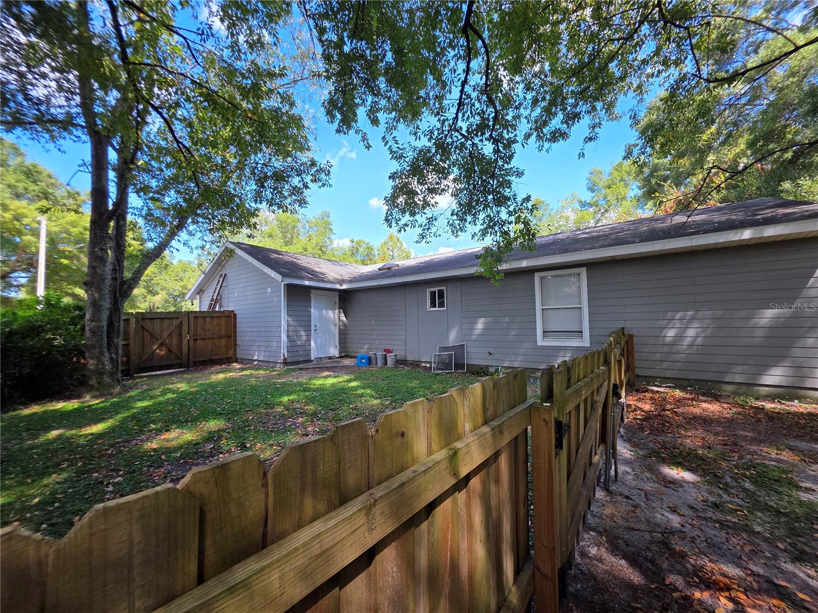 ASHLEY WAY - Residential Lease