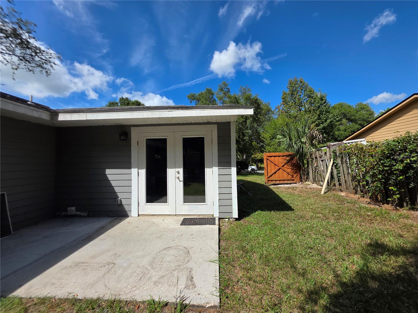 ASHLEY WAY - Residential Lease