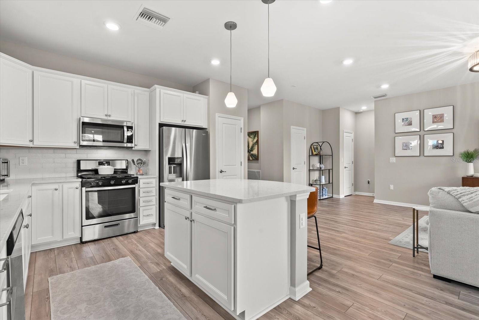 MALLORY PARK PH II SUBPH C & D - Residential