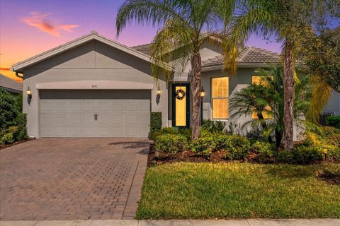 Photo of 3310 Chestertown Loop, Bradenton, FL 34211 (MLS # A4686349)