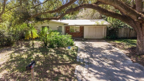 Photo of 5714 Fernhill Drive, Orlando, FL 32808 (MLS # A4710742)