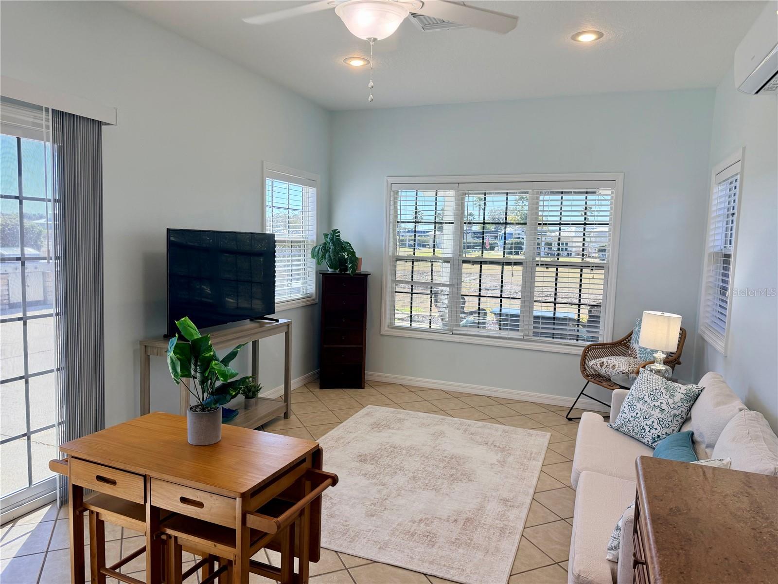 FLORIDA GRANDE MOTOR COACH RESIDENCE - Land