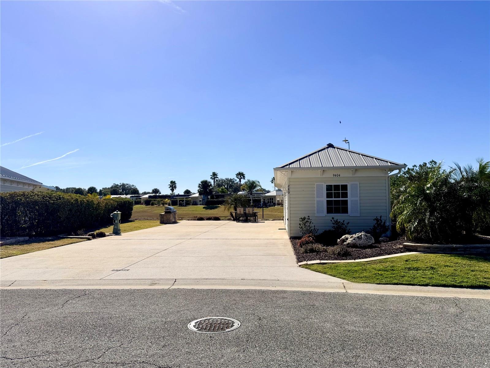 FLORIDA GRANDE MOTOR COACH RESIDENCE - Land