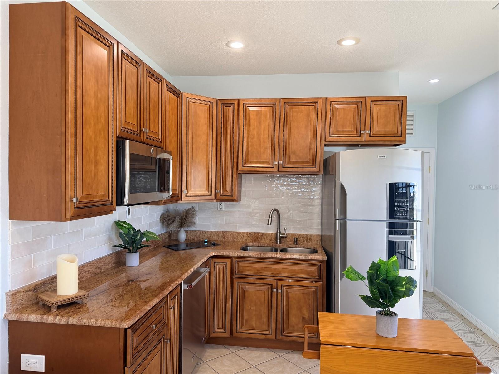 FLORIDA GRANDE MOTOR COACH RESIDENCE - Land