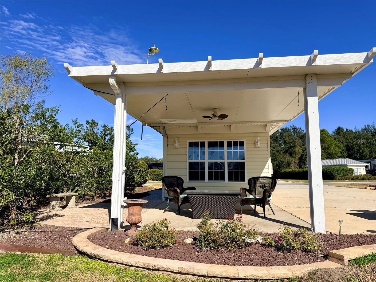 FLORIDA GRANDE MOTOR COACH RESIDENCE - Land