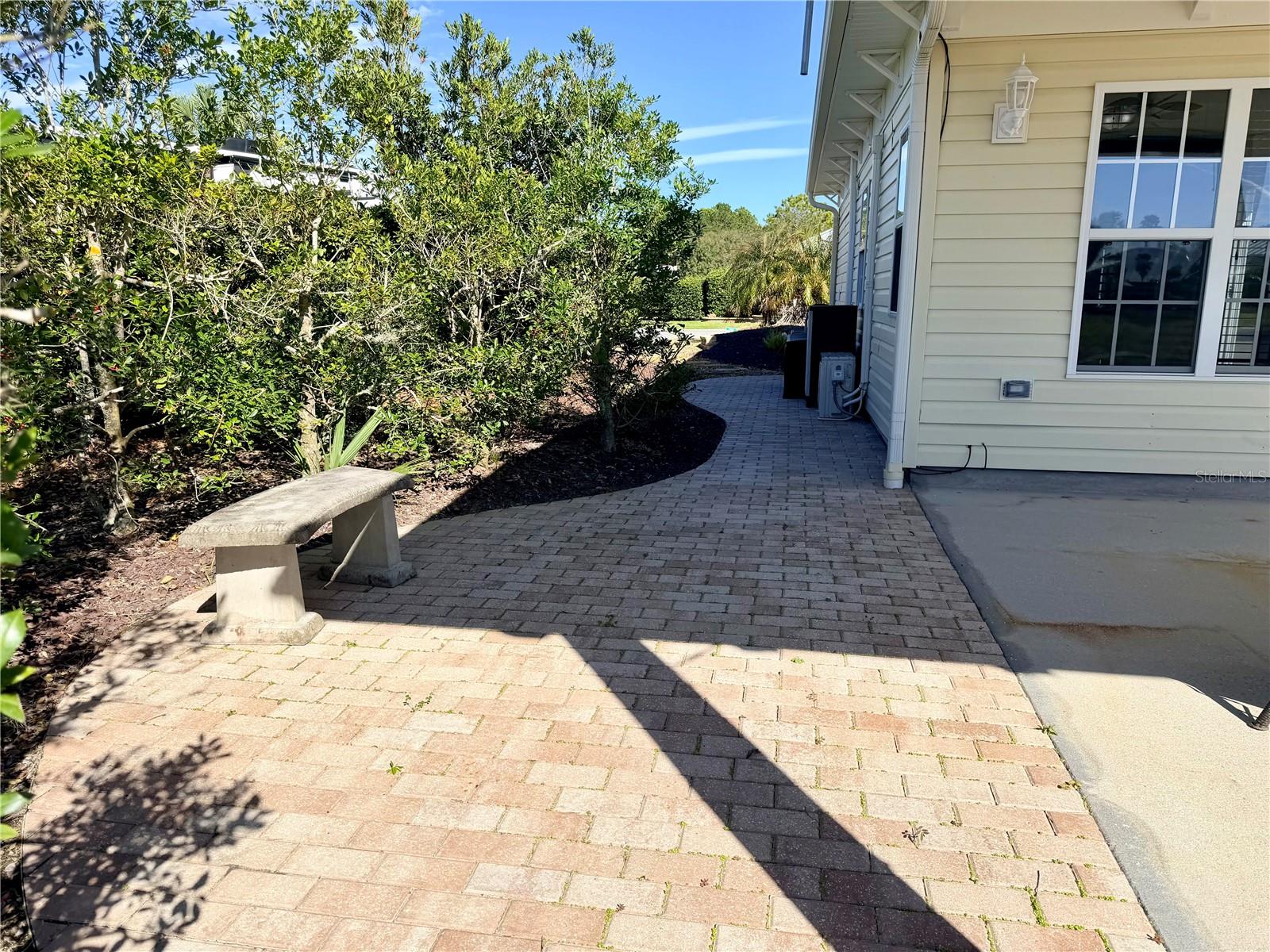 FLORIDA GRANDE MOTOR COACH RESIDENCE - Land