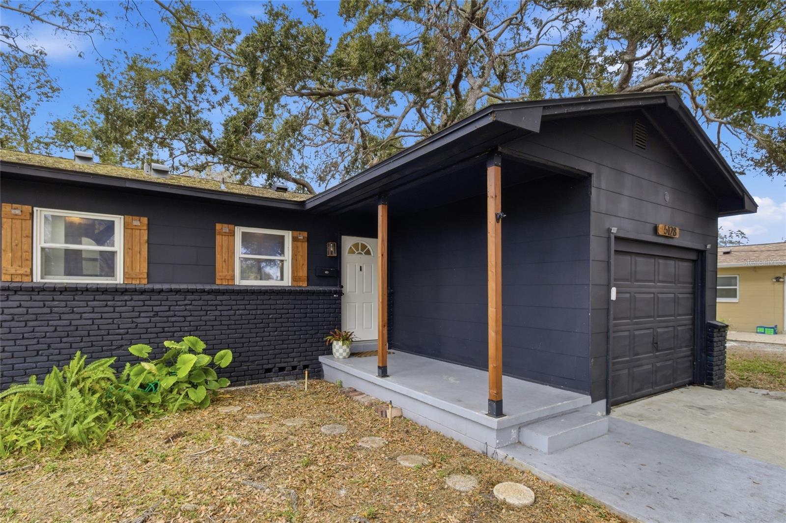 MOOREFIELD HEIGHTS - Residential