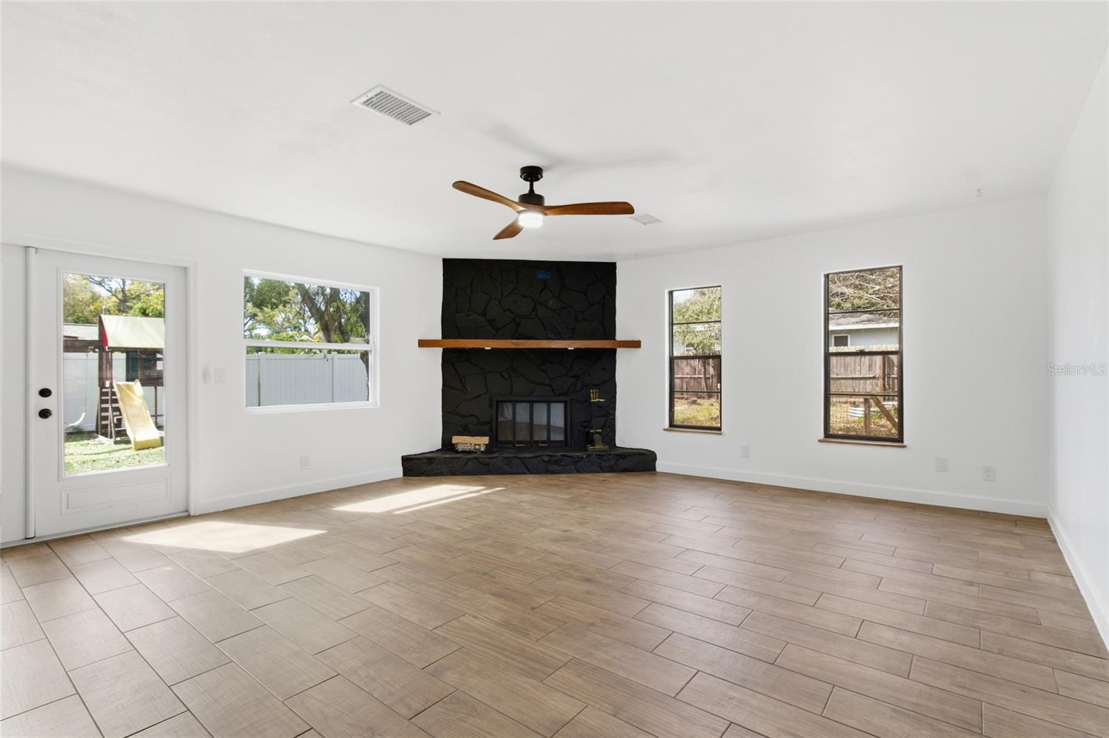 MOOREFIELD HEIGHTS - Residential