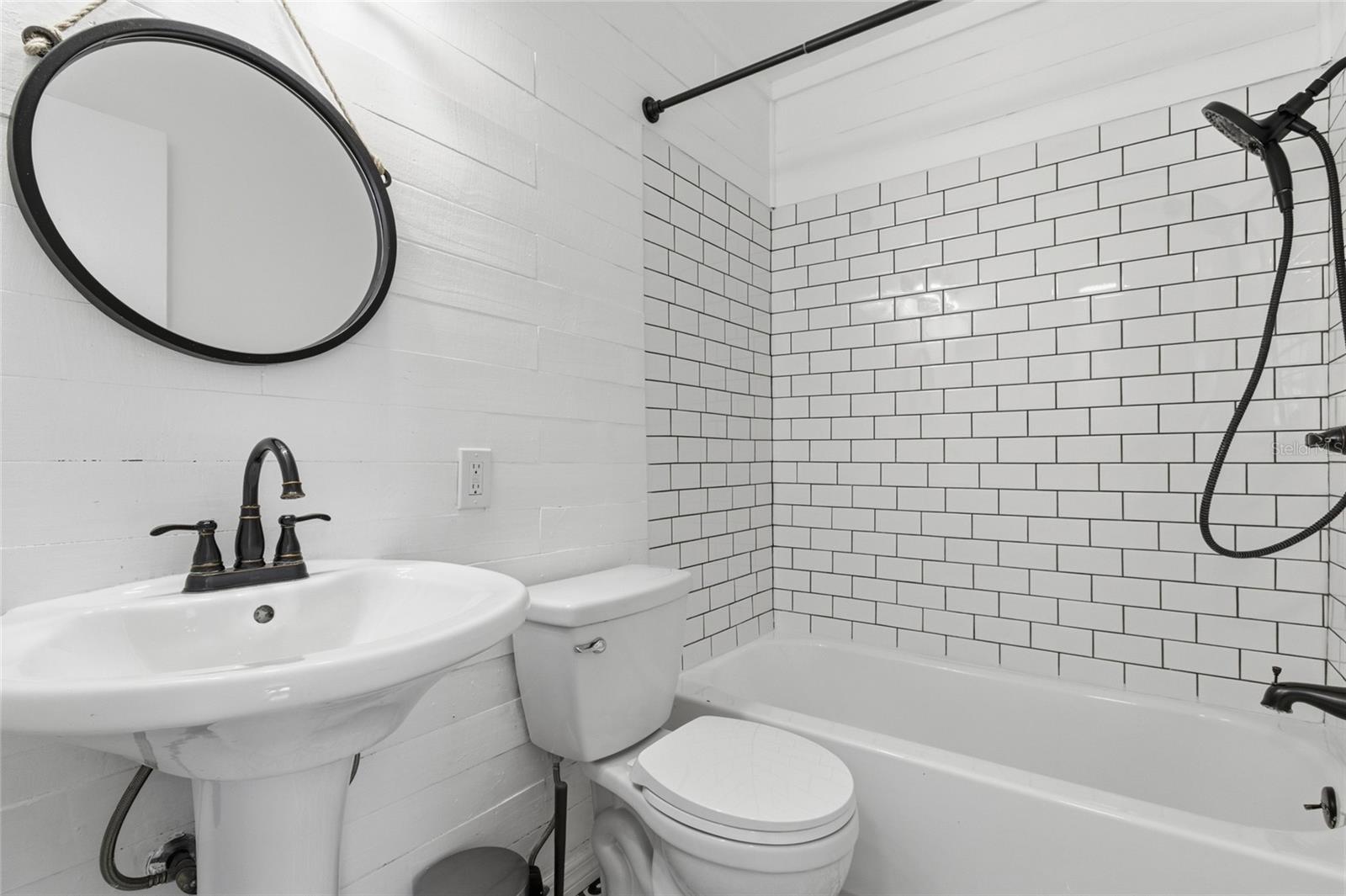 MOOREFIELD HEIGHTS - Residential