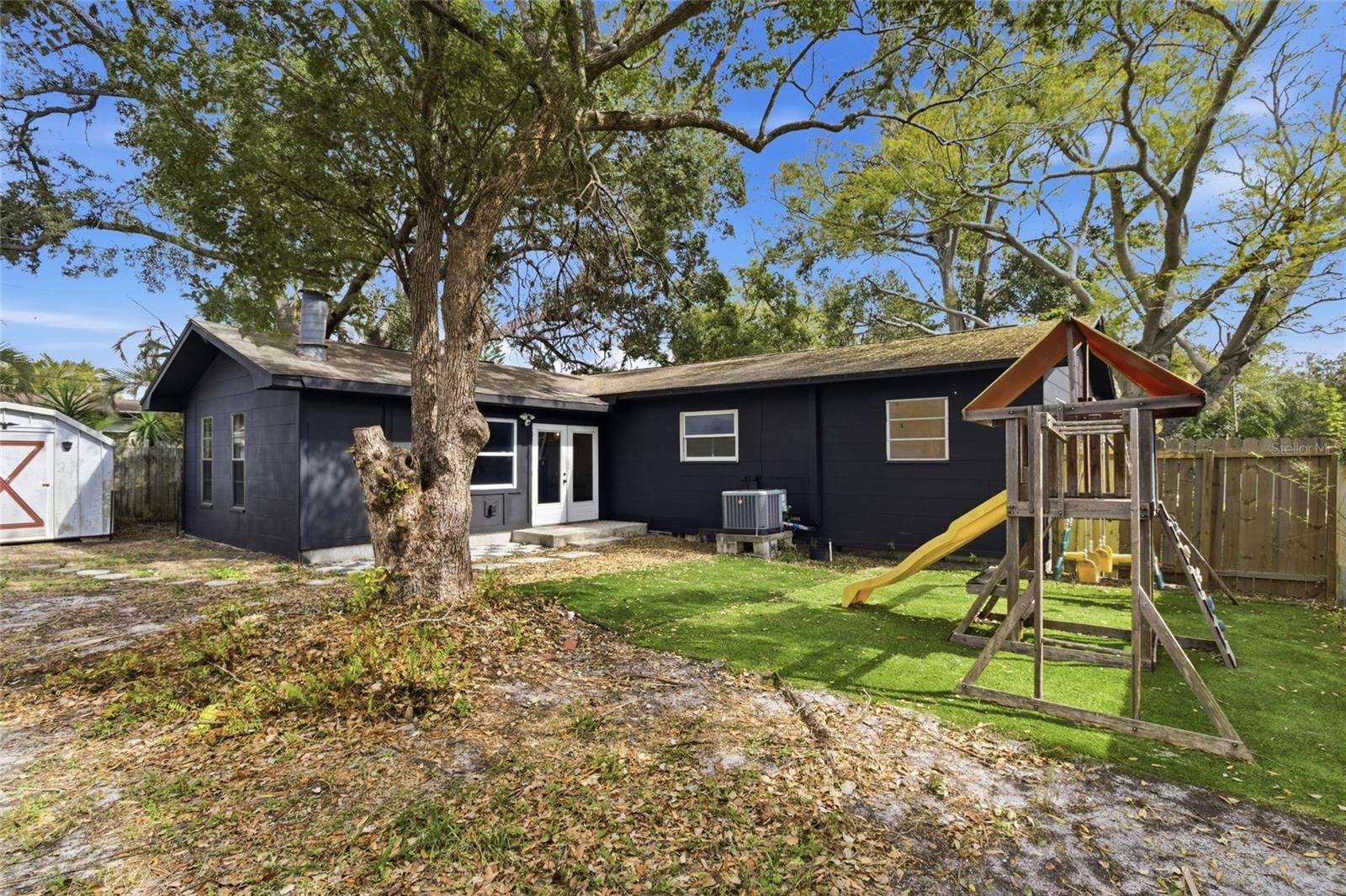 MOOREFIELD HEIGHTS - Residential